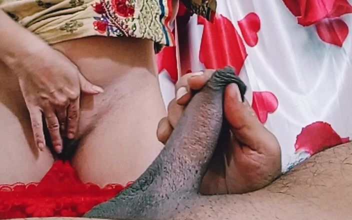 Bolly Karma: Agățare de milf curvă