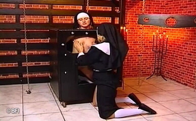 Slave Seks: Ich verliere meine religion