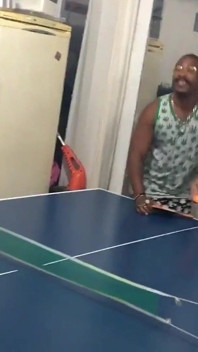 Bermain ping pong adalah persetan selepas menang