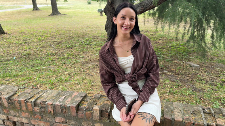 LoveHomePorn: Park Hookup - Stranger Girl Sucks and Fucks Me Outdoors