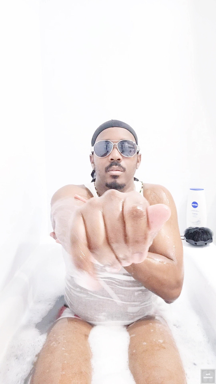 Soft Soleman: I Wash My Body in the Bath (3) (2025)