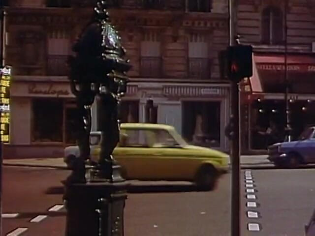 Java Consulting: Une veuve française se fait lécher sa chatte poilue et...