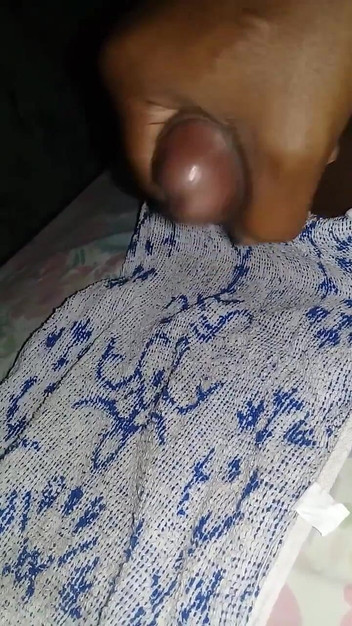 Black guy: Pancutan mani dalam adegan katil 1