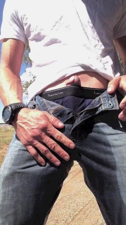 Lapetus: 休憩所で小便