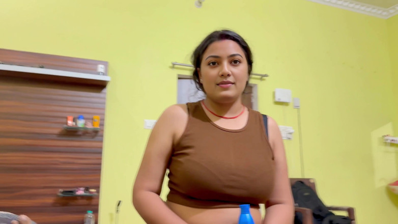 Hotty_ragini: Une indienne mariée magnifique calme son mari en colère avec...