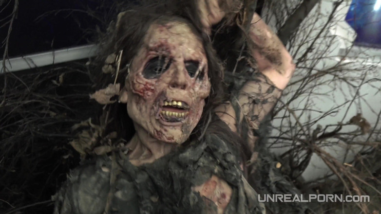 Unreal Porn: Porno ireal 7: Zombi