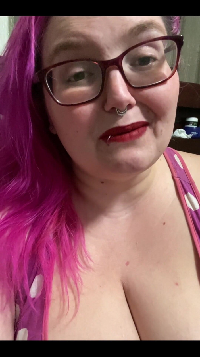 Sara Star: Storytime - Awkward Neighbor Run-in