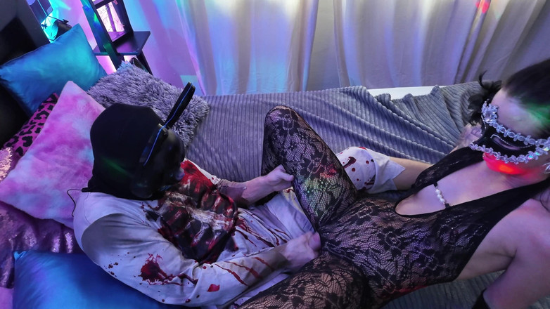 Domina Dark: Korkunç tavşan sikişi