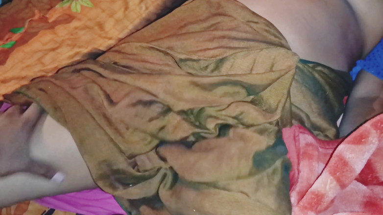 Riyadesi18: Beautiful Girlfriend Having Hardcore Romantic Sex