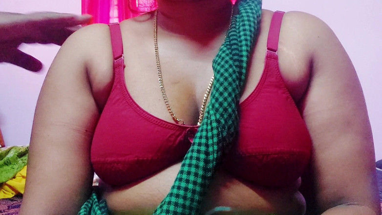 Desi Mohini: Làng Ấn Độ Bhabhi Mohini làm tình với anh kế
