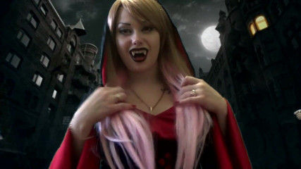 Goddess Misha Goldy: Giganta vampiro quiere jugar para ti ... pero no por mucho...