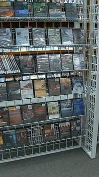 El delito grave está atado y empujado hasta sus límites en público