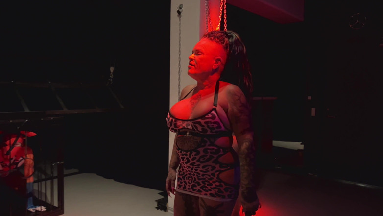 Domina Dark: Pain Scale Boy Vs Girl