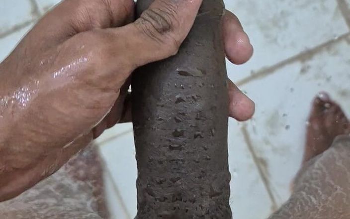 Raj vs 24: Fare il bagno con i miei taglie da 7 pollici