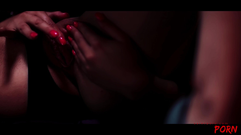 SaintPorn: Valentina Cruz este grozavă pentru a fi o vixen chiar și în...