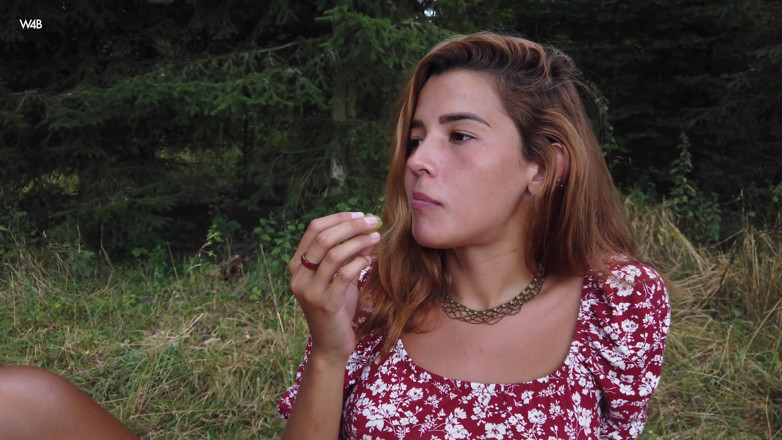 Watch4beauty: Лесная история с Agatha Vega