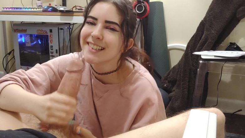 lilredvelvettt: Поклоніння великому члену