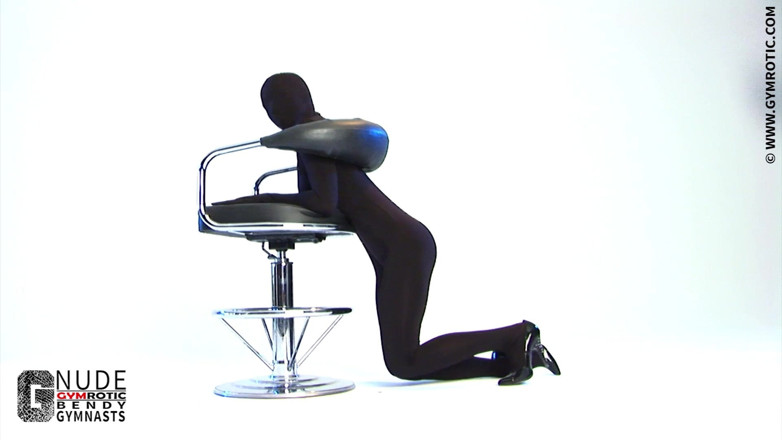 ZentaiDolls: Lalka Zentai Contortion