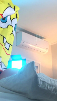 Spongebob kadın kılıklı sürtüğü sırılsıklam yapıyor