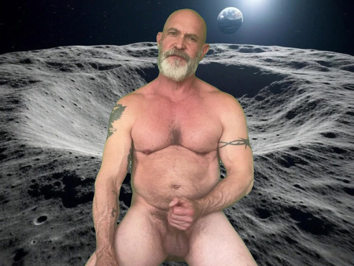 MrJamesYork: 月球上的男人