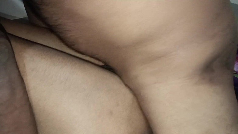 Easypron: 德西热辣女孩 pronita 与另一个男人发生性关系