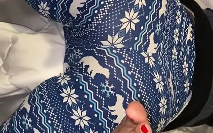 Naelor: Melove Tight Butt in Blue Pants