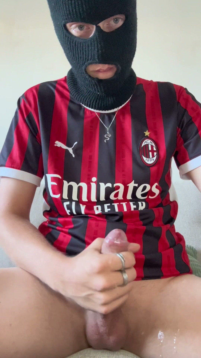 Axton Drake: Horny Ac Milan Soccer Bro Shoots Load