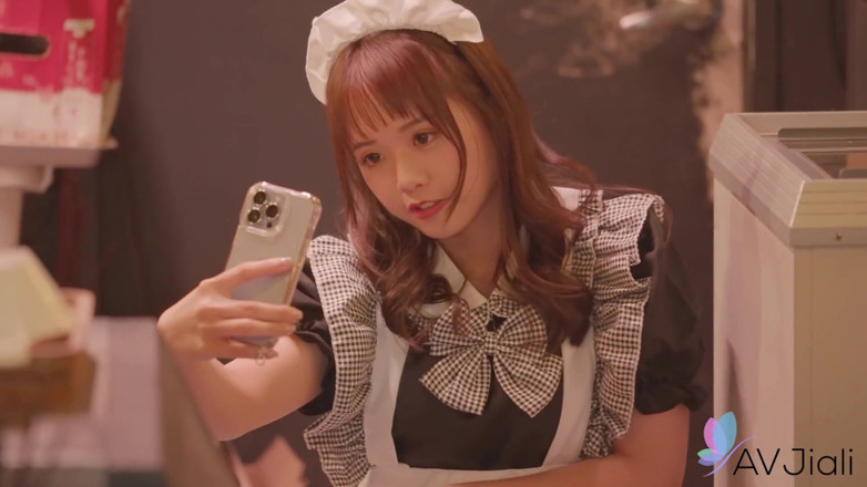 AV Jiali: Horny Caffe Maid Wen Ruixin Controlled by a Client