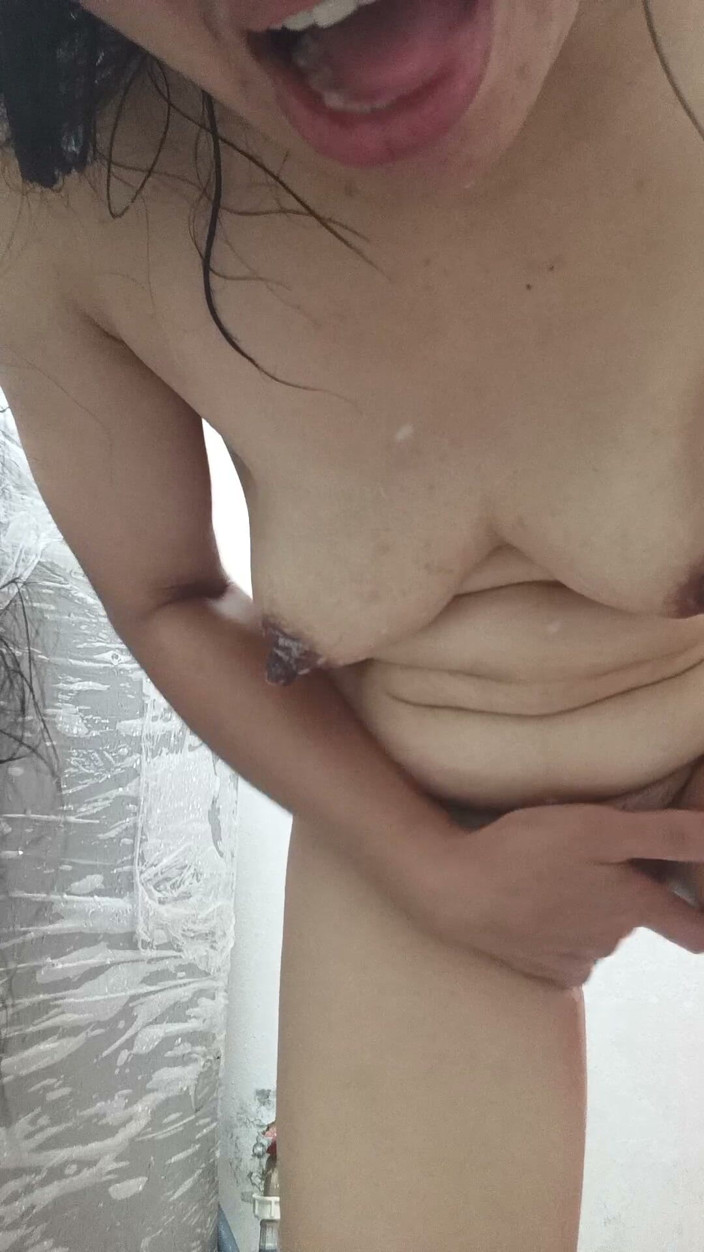 chenchen35: Pierwszy raz jestem tak hiper