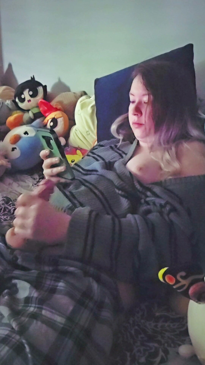 Real Gril: Trans dívka masturbuje pro porno