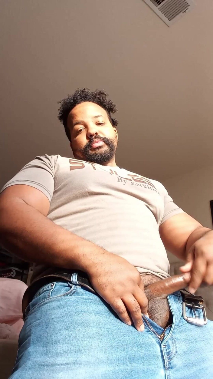 Eddie Venezuela: Massagem, e gozada
