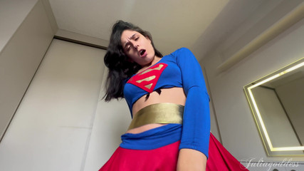 Shamelesscouple: Supergirl Zameryzowana - dominacja do posłuszeństwa