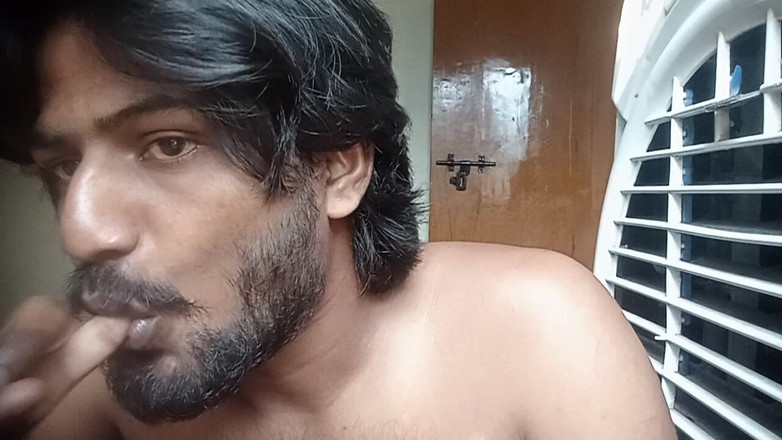 KUMBHA MANOJ KUMAR: Boquete dedo