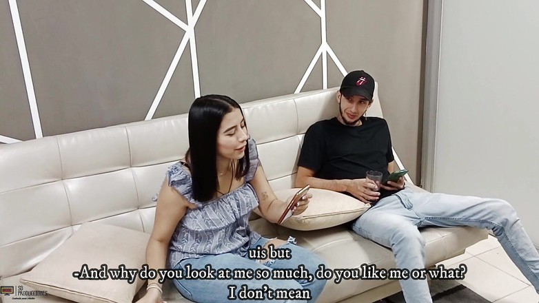 Vayolet: Очень сексуальная сводная сестра делает мне хороший минет, пока он не достигает ее хорошего рта - порно на испанском