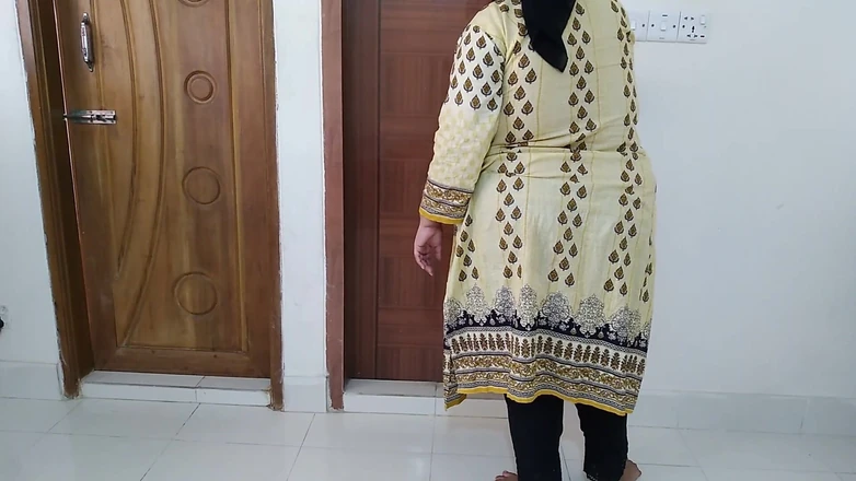 Aria Mia: Tamil Maid Fucked by Owner While Cleaning House - Huge Ass...