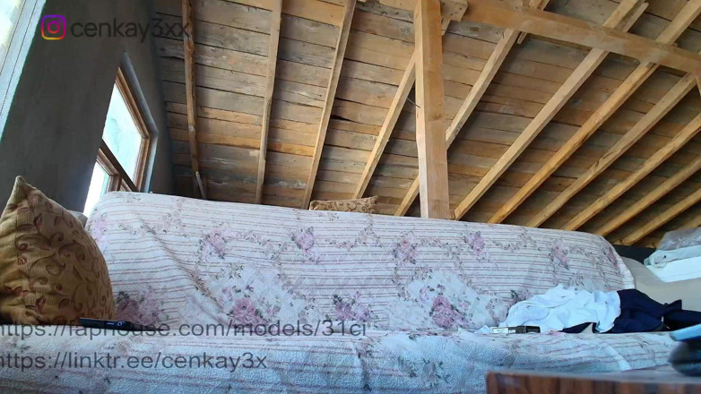 CenkAy: Nikdy jsi svého pána takhle neviděl, čeká, až mu olízneš jeho...