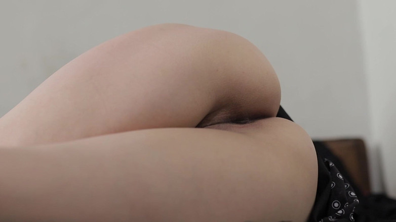 deafheaven666: Beyaz Hintli kız amcığı krem dolu olana kadar mastürbasyon yapıyor