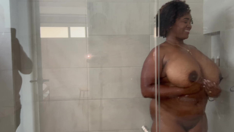 Andres Acosta: Behind the Scenes with Busty Black MILF, Alicia MILF