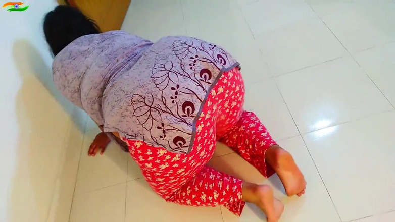 Aria Mia: Nevlastní otec tvrdě šuká svou manželku