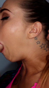 Sasha Foxxx - Chupar e engolir