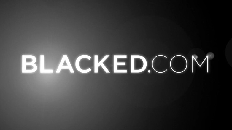 Blacked: Blacked - Евелін Клер бере на себе два великих чорних члена