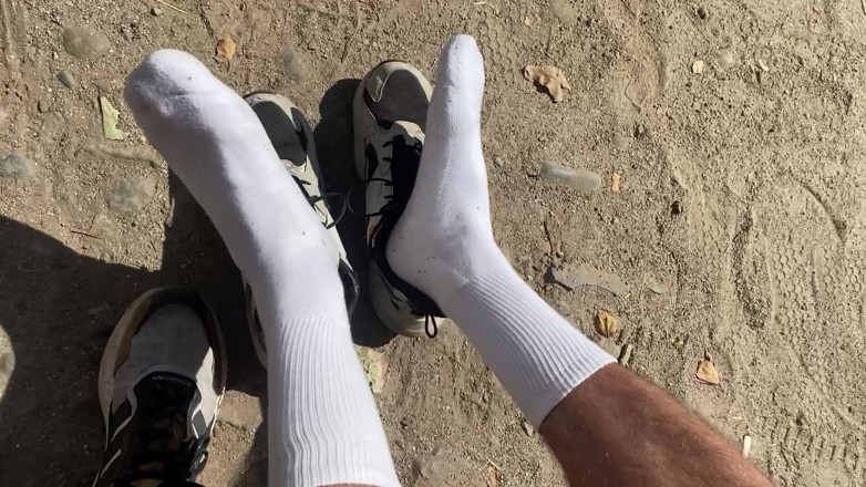 The bearded master: Foot Fetish &amp; Piss on the Street.