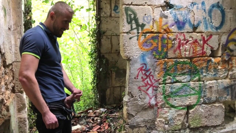 SEX WITH STRAIGHT BOY CURIOUS: Im freien von sexy hetero im freien vollgespritzt