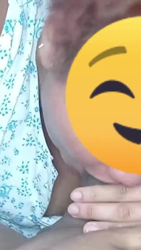 Meine stiefmutter nimmt meinen ganzen schwanz in ihren mund