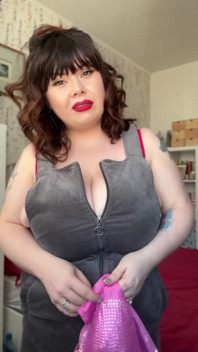 Roxanne Miller Video