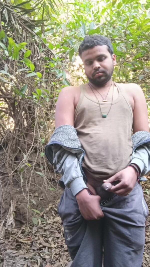 IsmaatDeva: Horny Forest Peeing