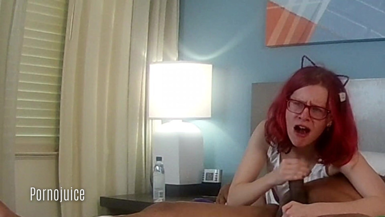 PornoJuice: Gingers milují sdílení černého ptáka sperma v hlavní roli Savannahchavez a...