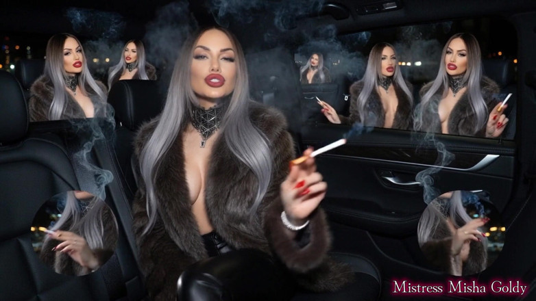 Goddess Misha Goldy: Ти маєш сидіти на моєму задньому сидінні