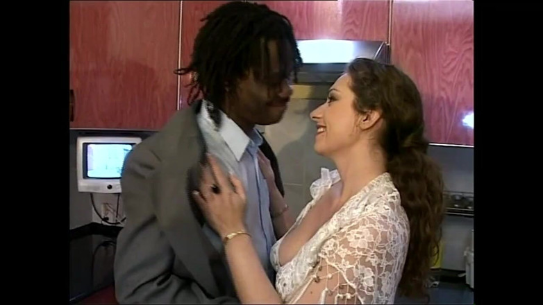 XTime Vod: Gigantische zwarte lul tot nat sletterig poesje