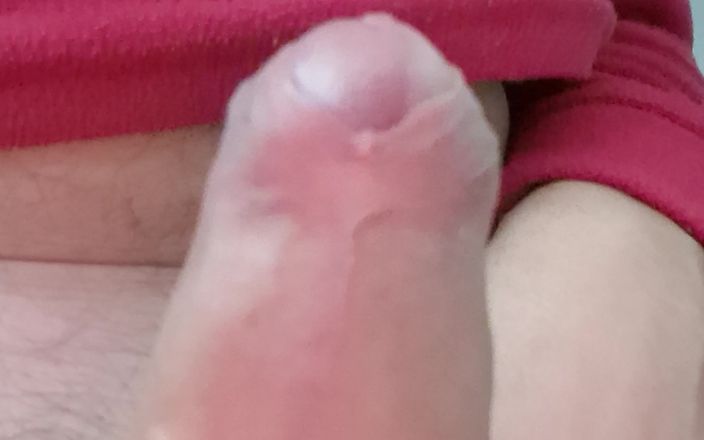 Hottie837: Masturbación con la mano en el baño con enorme semen